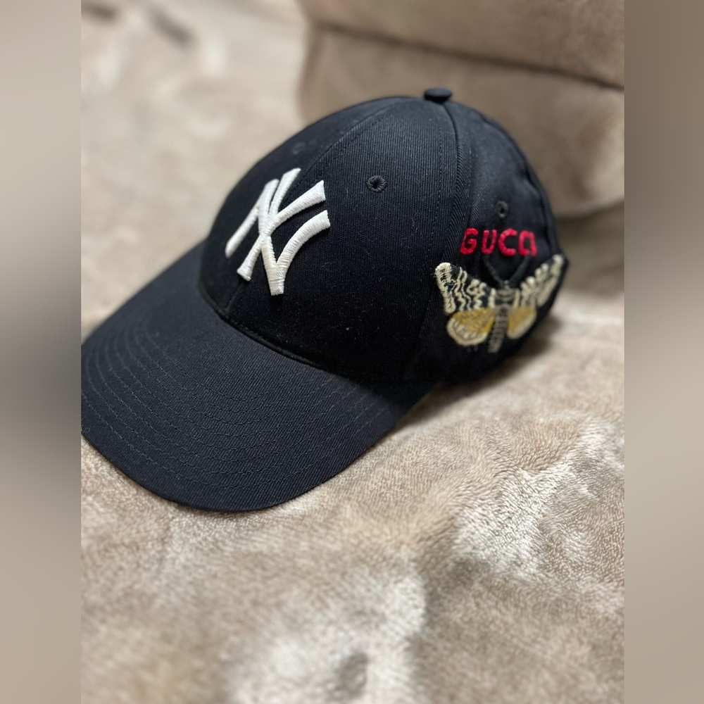 Gucci NY hat